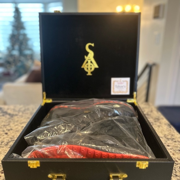 Sia Collective Tahoe’s - Picture 3 of 5